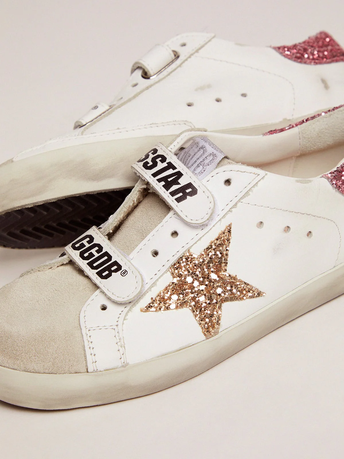 Kids | Old School Sneakers with Velcro Fastening & Glitter Details | Ice x White x Gold x Salmon Pink - Image 5