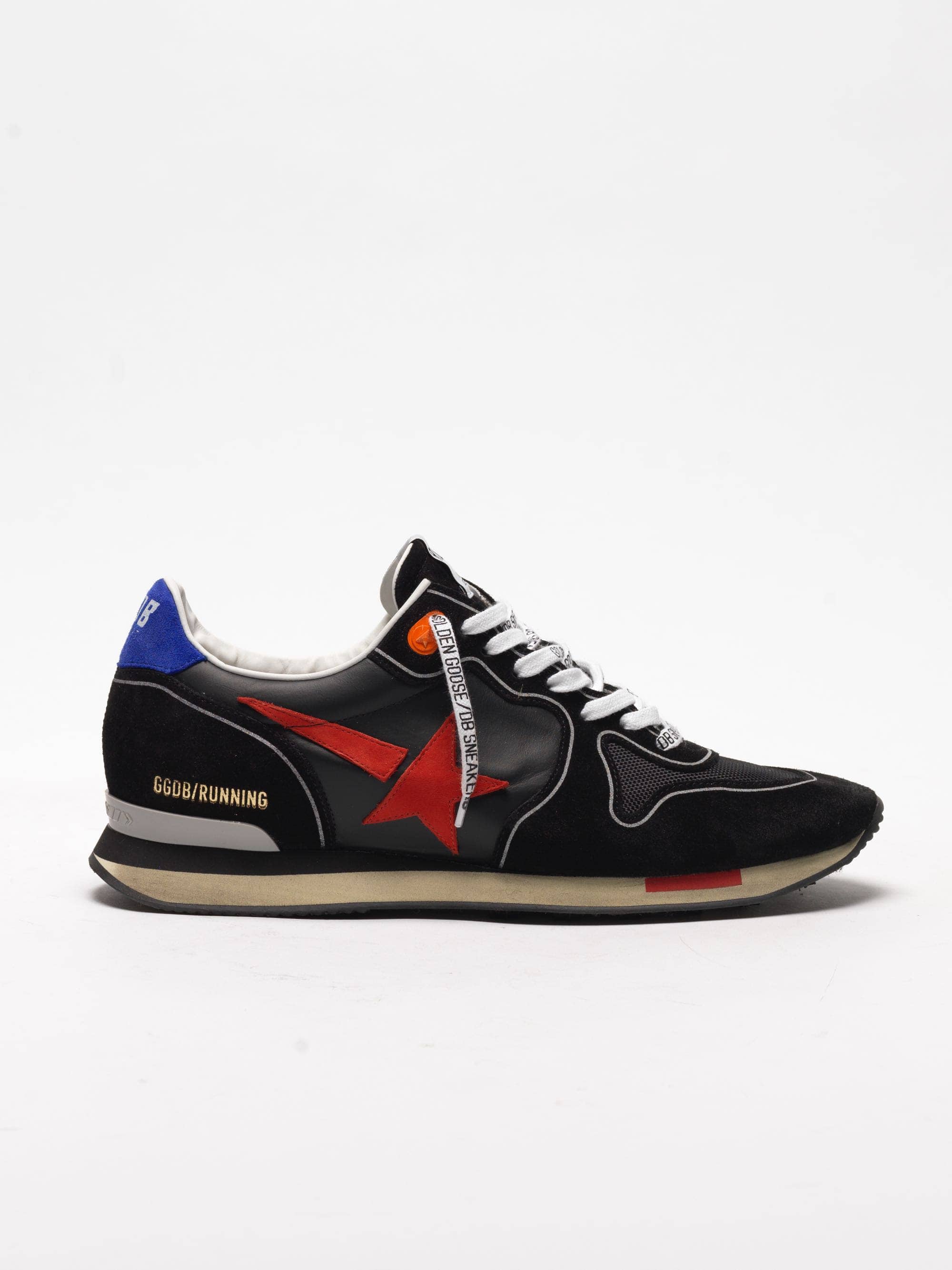 Men | Black Running Sneakers with Red Star - Image 3