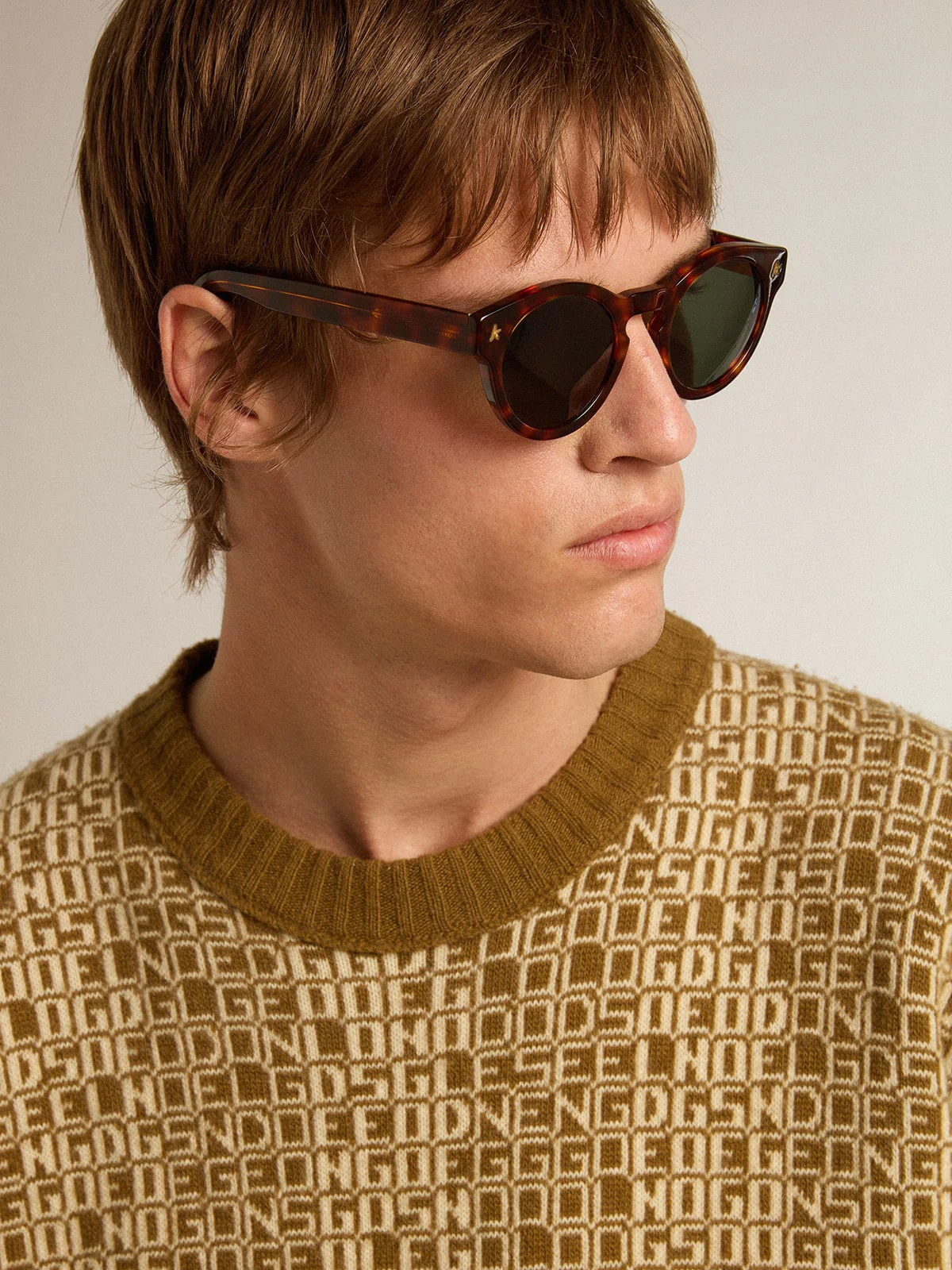 Men | Round-Neck Sweater with Olive-Green Jacquard Lettering Motif | Tapenade x Lamb''S Wool - Image 6