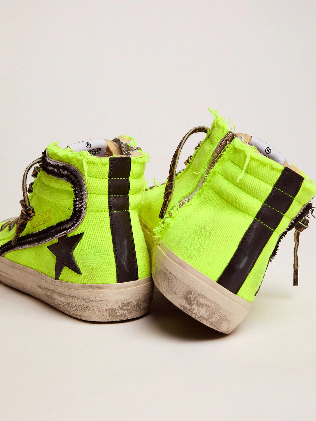 Men | Slide Sneakers Fluorescent Yellow Canvas with Black Star | Neon Yellow x Ice x Silver x Black - Image 4