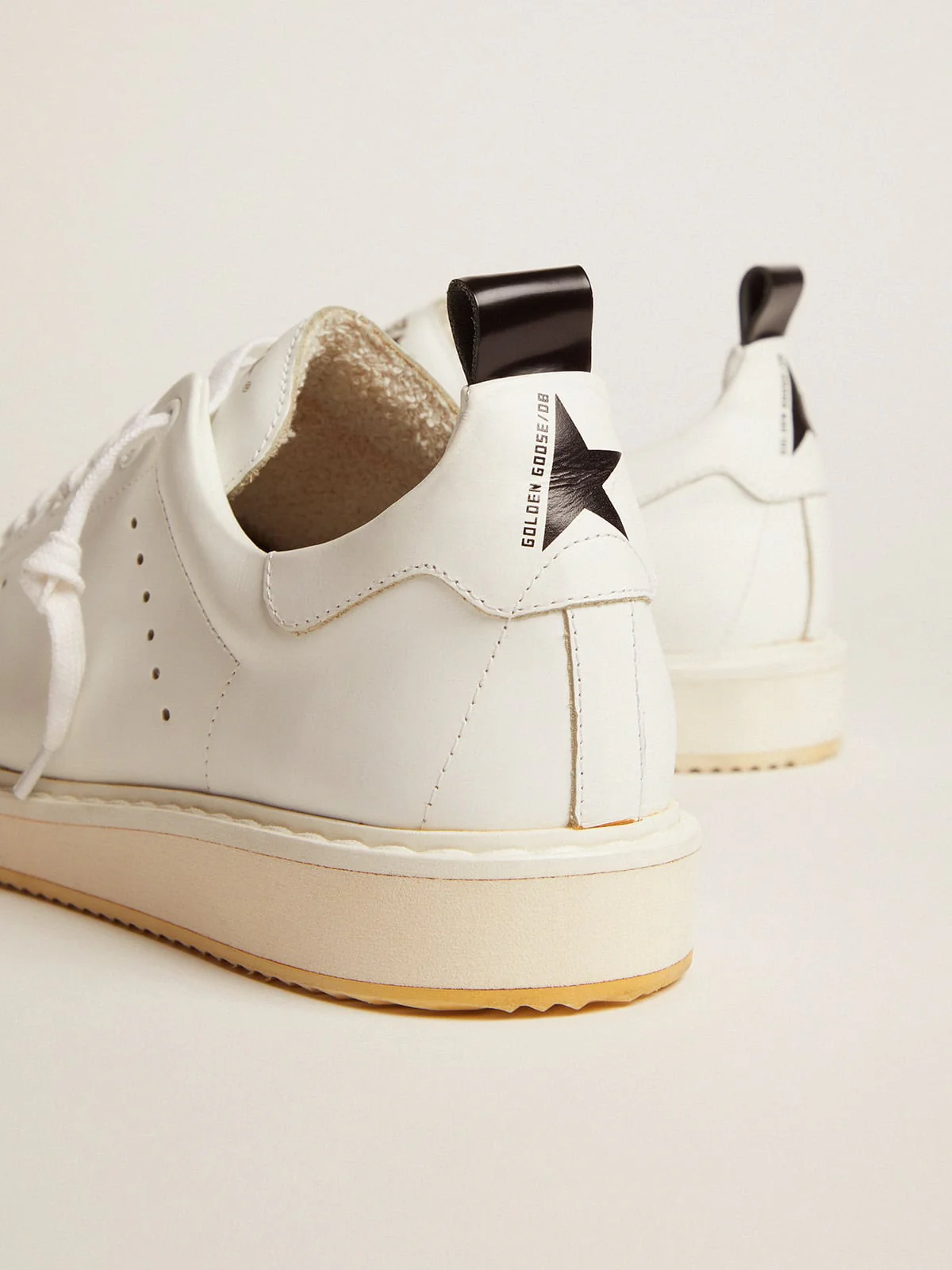 Men | Starter Sneakers Leather with Printed Star On The Heel Tab - Image 4