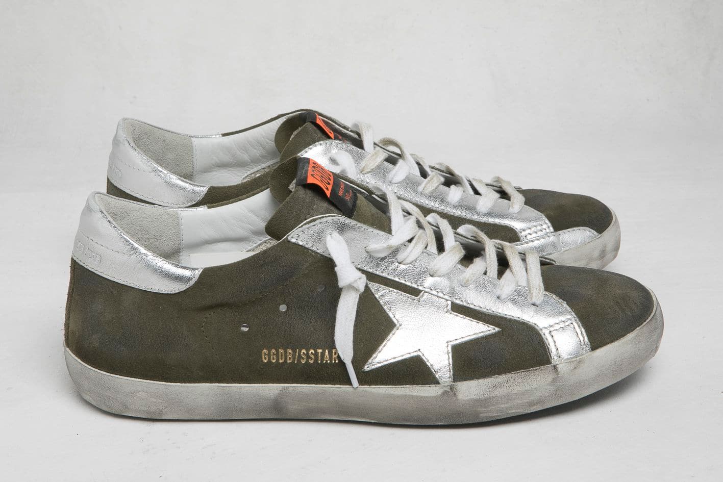 Men | Superstar Sneakers with Star & Laminated Details - Image 4