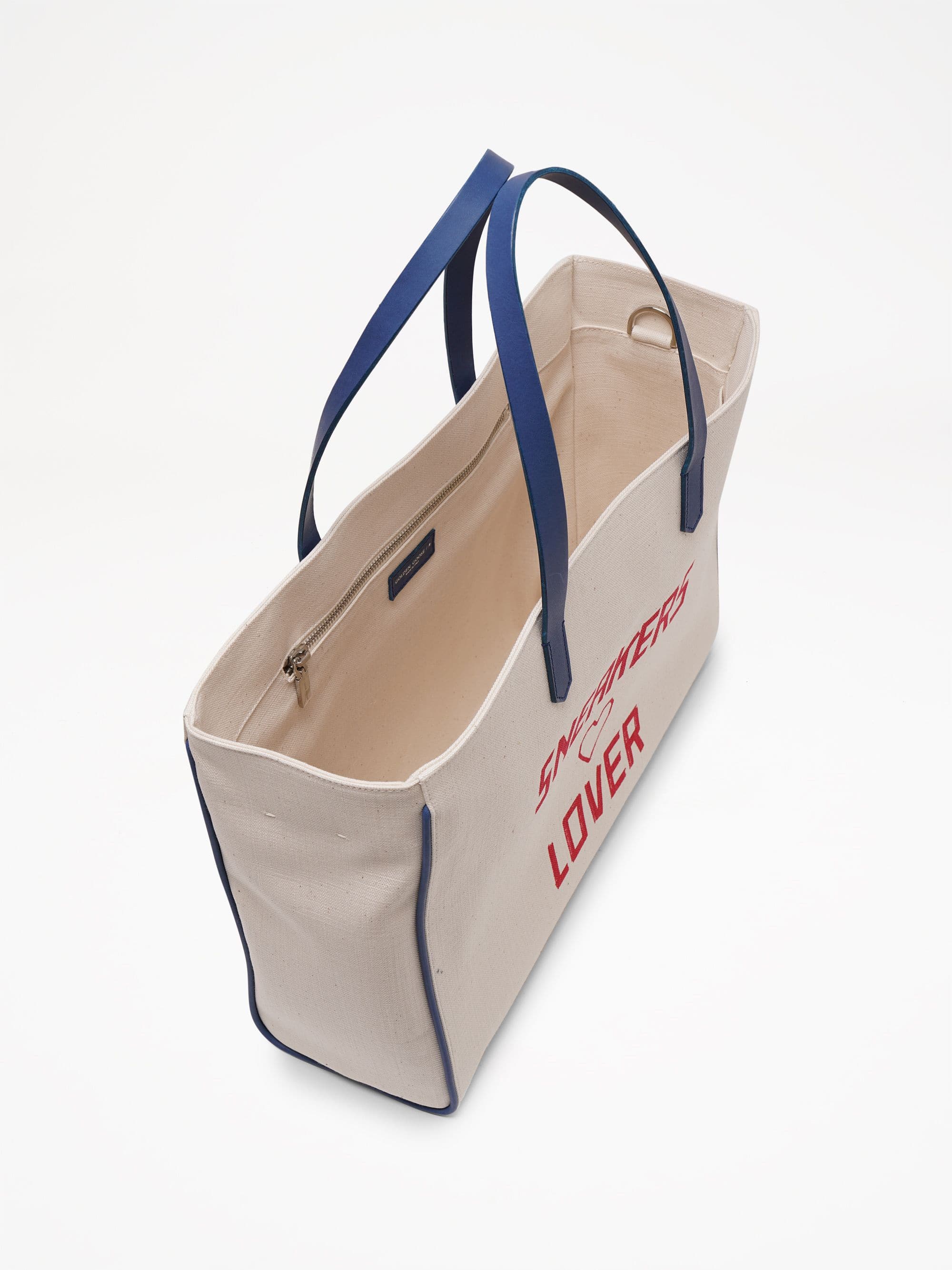 Women | California East-West Bag with Red Sneakers Lover Print - Image 2