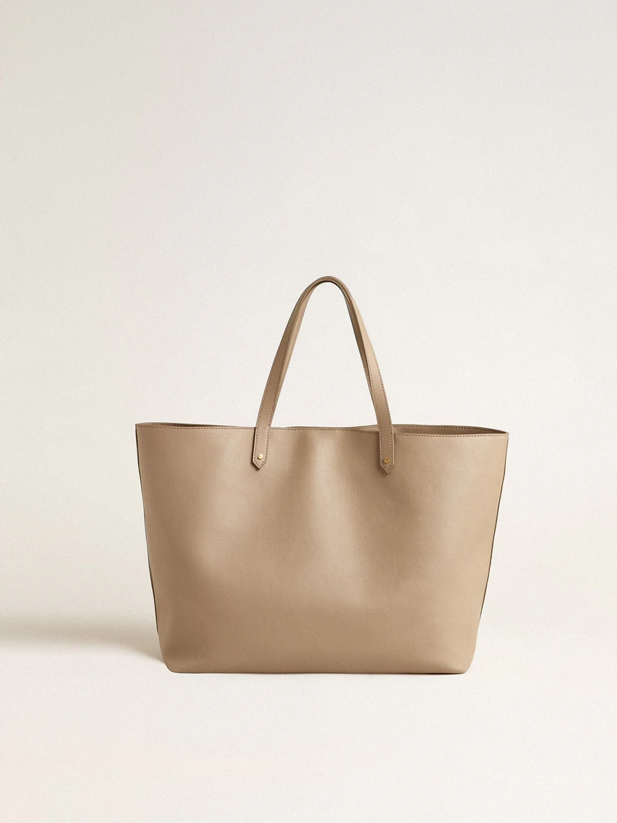 Women | Dove-Gray Pasadena Bag Smooth Leather with Gold Logo | Taupe - Image 3