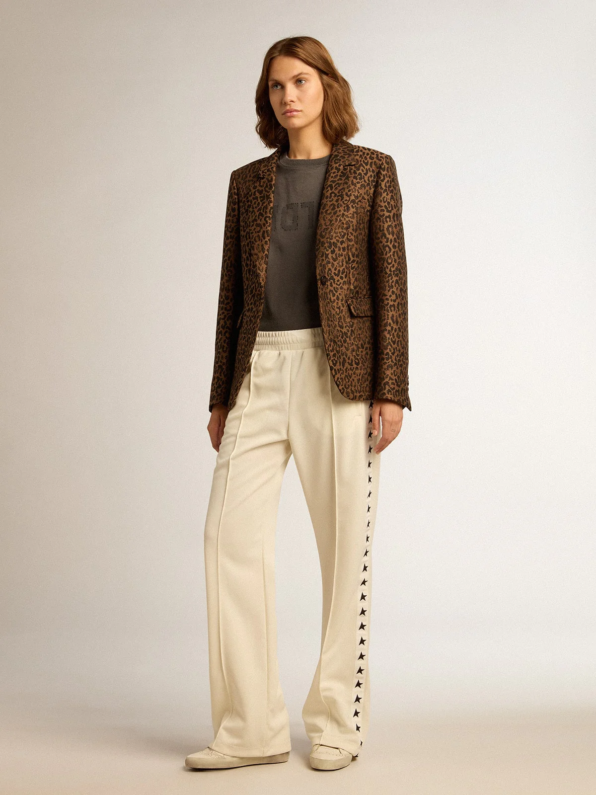 Women | Golden Collection Single-Breasted Blazer Wool with Jacquard Animal Pattern | New Bison x Black - Image 3