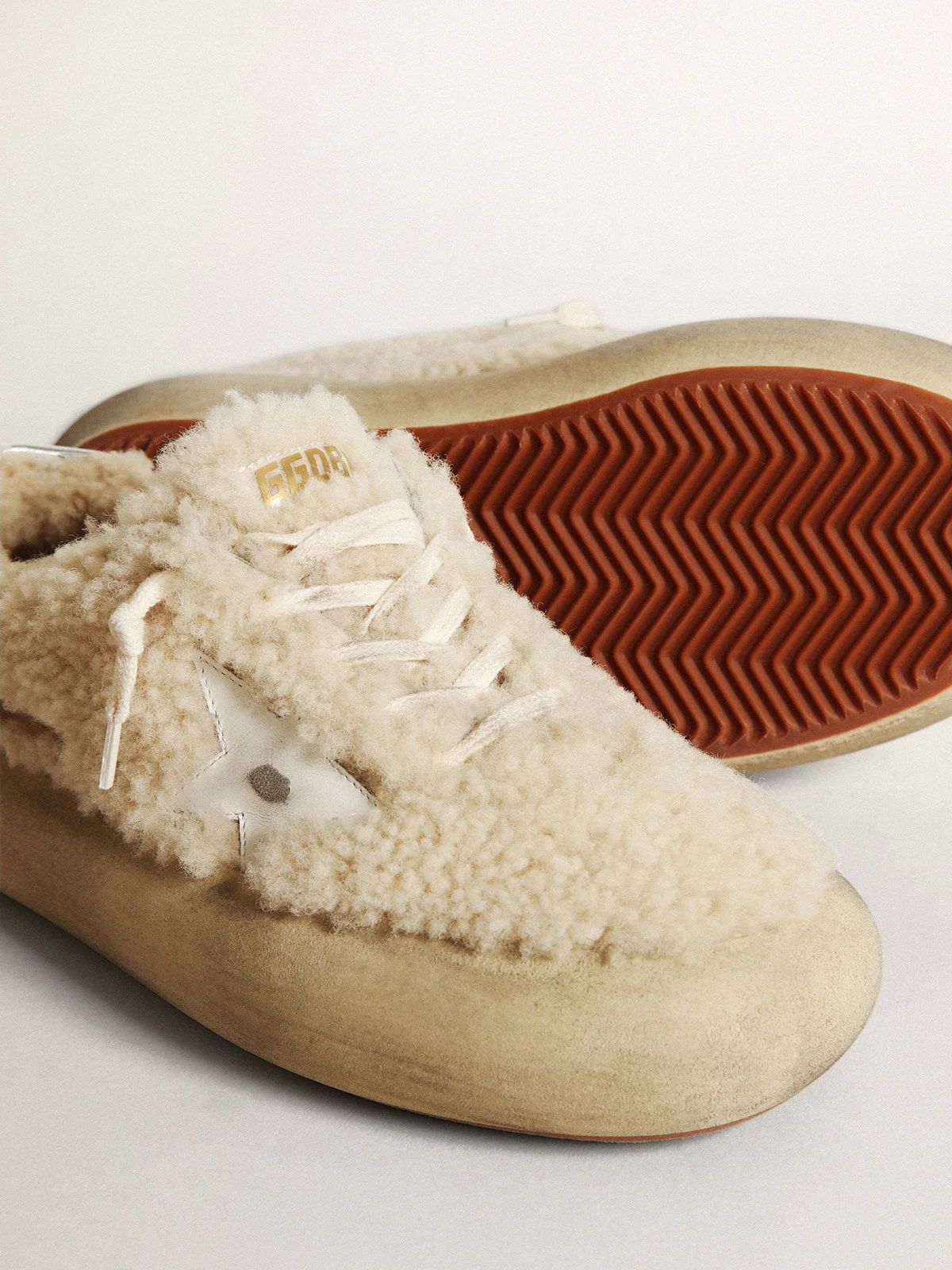Women | Space-Star Shoes Beige Shearling with White Leather Star & Metallic Leather Heel Tab | Beige x White - Image 10
