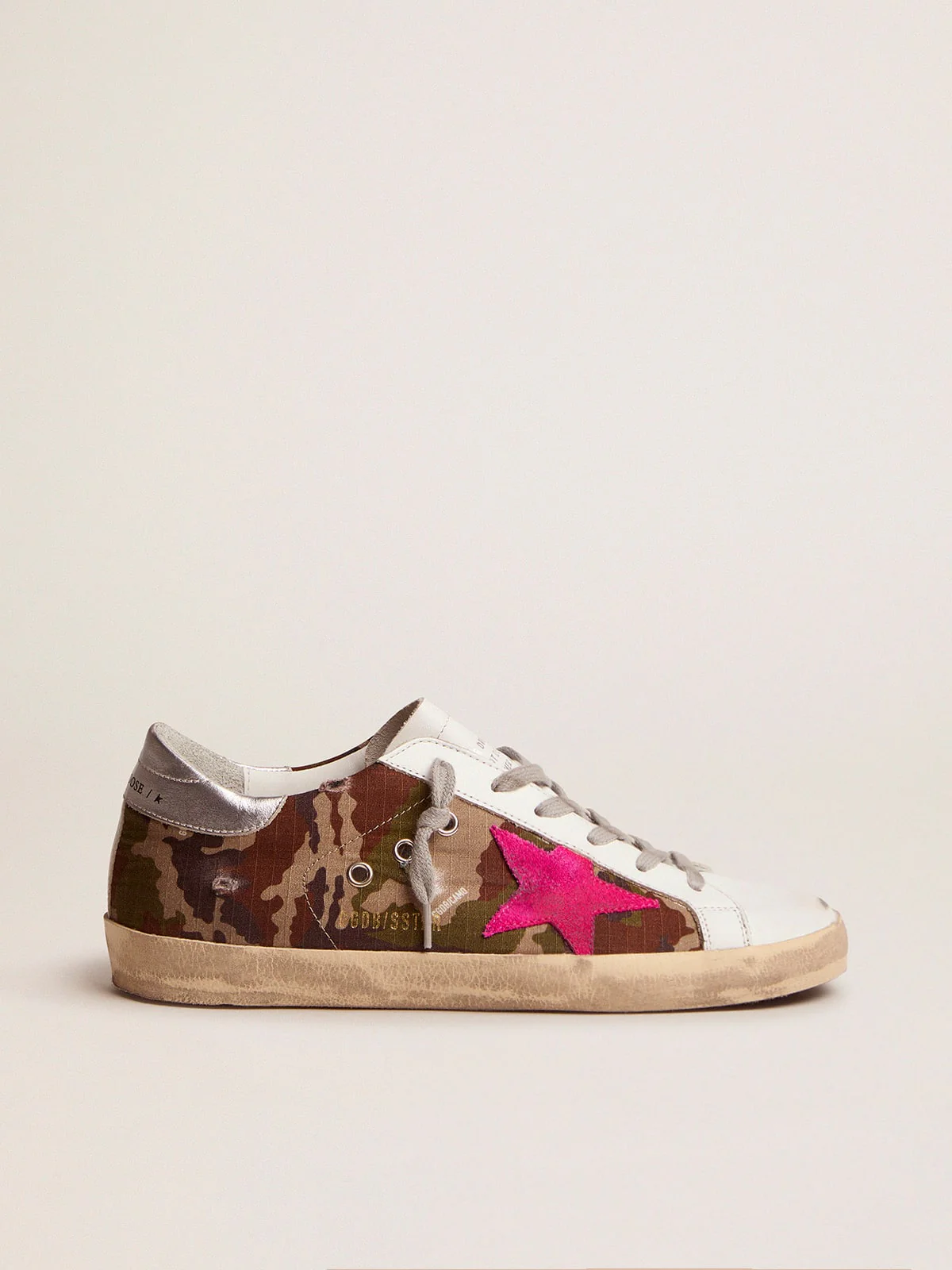 Women | Super-Star Sneakers with Camouflage Pattern & Fuchsia Star | Green Camouflage x White x Fuchsia Fluo x Silver - Image 3