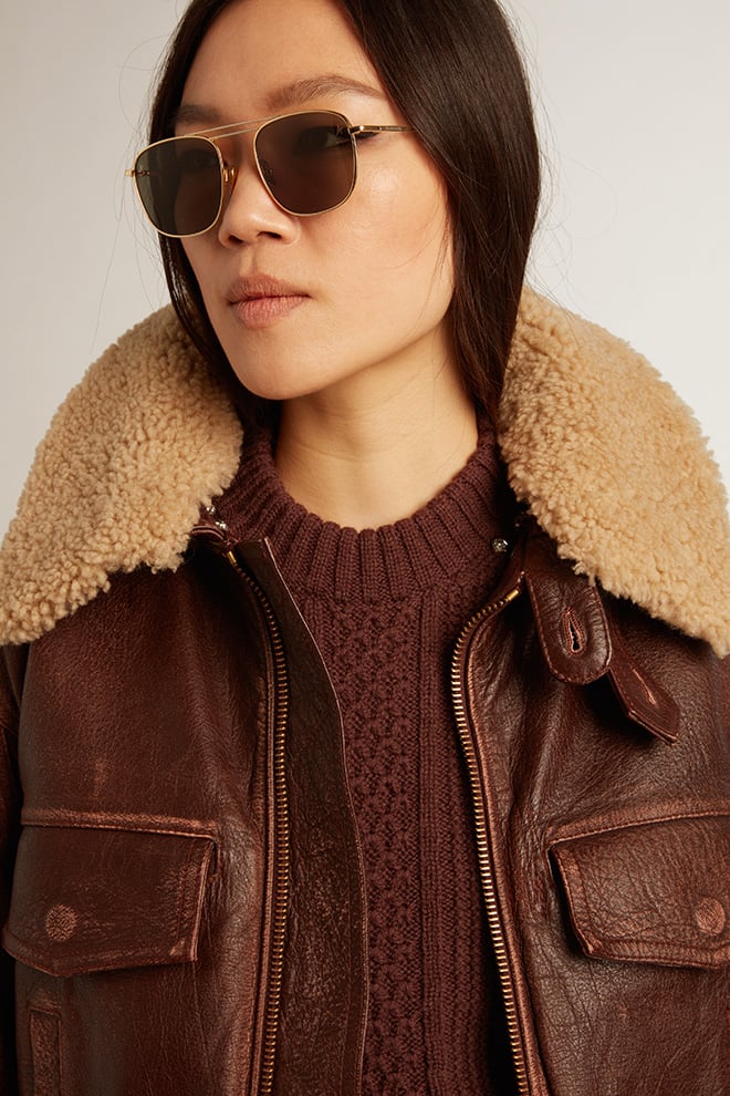 Women | Wood-Colored Jacket with Detachable Shearling Collar | Sassafras - Image 9
