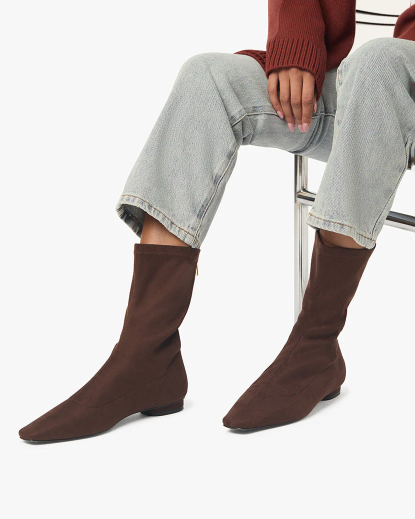 Flat Glove Boot | Chocolate - Image 3