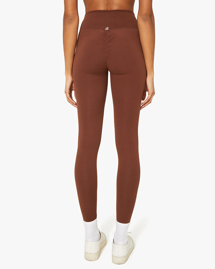 High Rise Scrunch Leggings | Cappuccino - Image 4