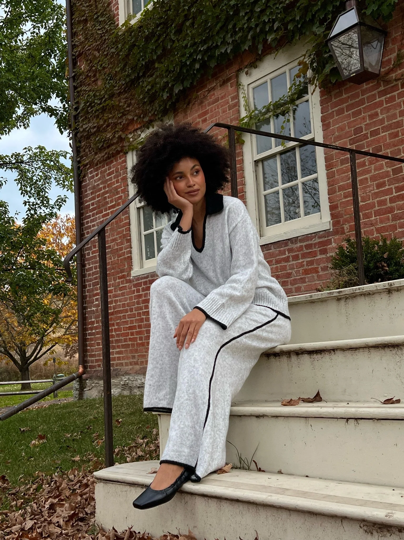 Piped Wide Leg Pull On Pant | Heather Gray x Black - Image 2