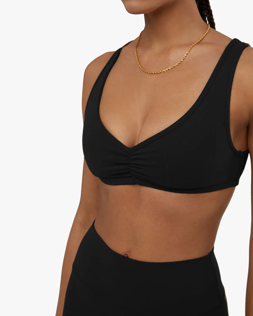 Ruched Scoop Neck Bra | Black - Image 4